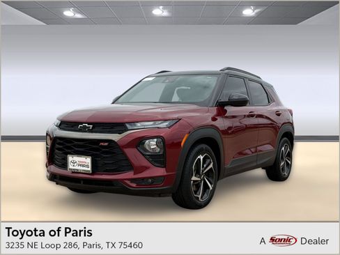 Used 2022 Chevrolet TrailBlazer RS FWD image 1