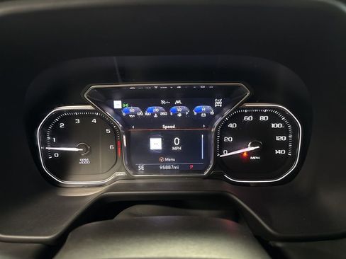 Used 2021 GMC Yukon XL SLT w/ SLT Premium Package image 16