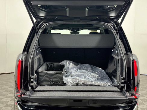 New 2026 Land Rover Range Rover SE AWD/4WD image 28