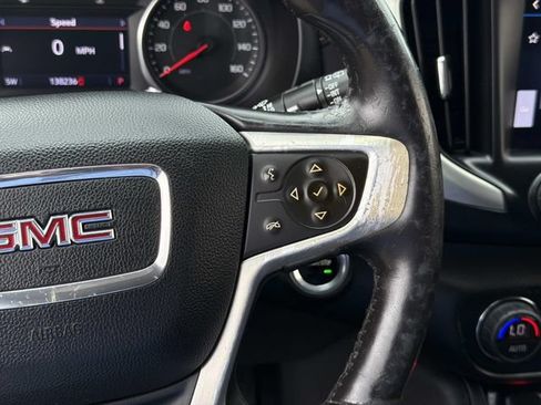 Used 2020 GMC Terrain SLT w/ Preferred Package FWD image 29