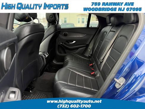 Used 2017 Mercedes-Benz GLC 300 4MATIC Coupe image 19