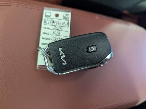 Used 2024 Kia Sportage SX FWD image 27