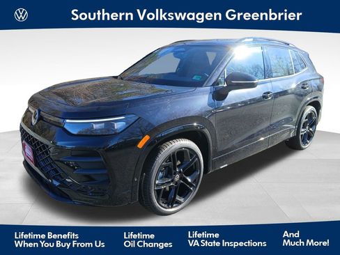 Used 2026 Volkswagen Tiguan SE R-Line FWD image 1