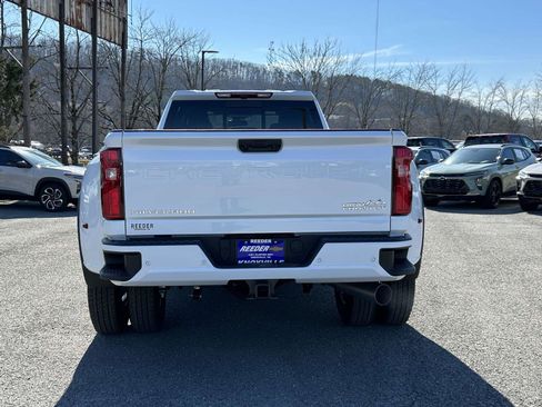 New 2026 Chevrolet Silverado 3500 High Country image 3