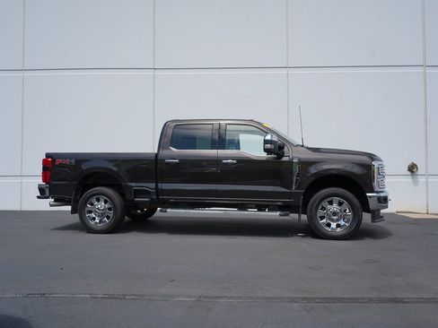 Used 2024 Ford F250 Lariat w/ Chrome Package AWD/4WD image 2