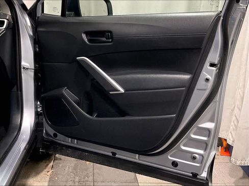 Certified 2024 Toyota Corolla Cross LE image 12