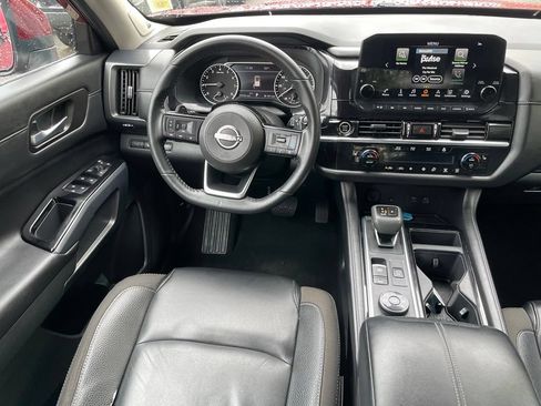 Certified 2023 Nissan Pathfinder SL w/ SL Premium Package AWD/4WD image 8