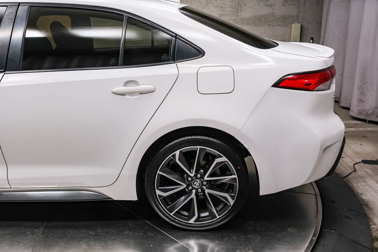Used 2020 Toyota Corolla SE w/ Carpet Mat Package (TMS) FWD image 8