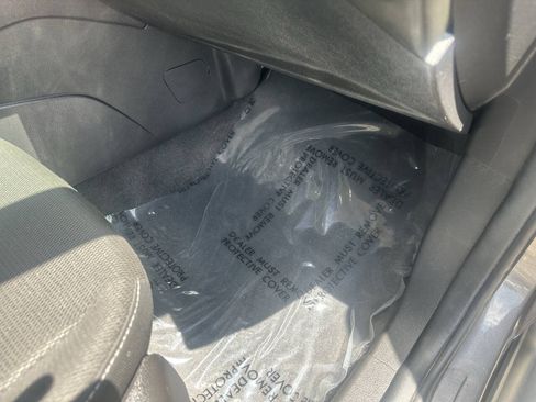Used 2012 Ford Focus SE FWD image 35