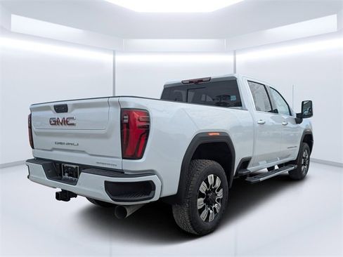 New 2026 GMC Sierra 3500 Denali w/ Denali Reserve Package image 3