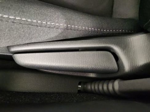 New 2026 MAZDA MX-5 Miata Club w/ Interior Package RWD image 13