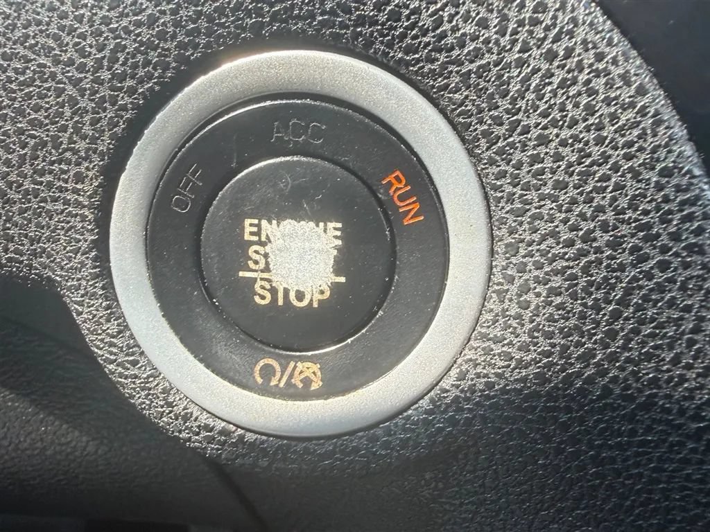 Used 2019 Chrysler 300 S RWD image 17