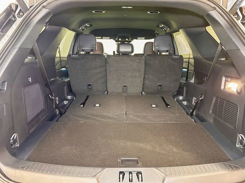 New 2026 Ford Explorer ST-Line AWD/4WD image 16