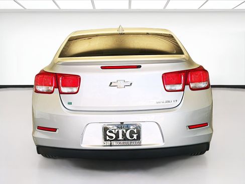 Used 2015 Chevrolet Malibu LT w/ Power Convenience Package image 5