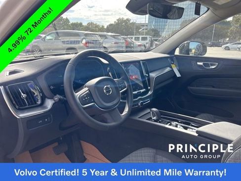 Certified 2025 Volvo XC60 T8 Core image 28
