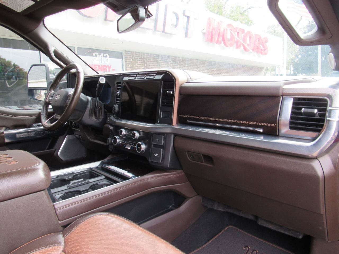 Used 2024 Ford F350 King Ranch w/ Chrome Package AWD/4WD image 39