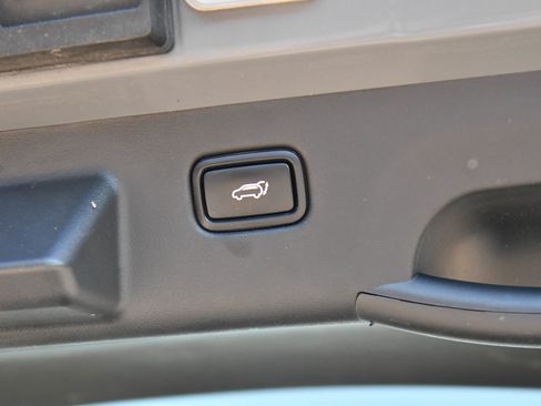 Used 2023 Kia EV6 Wind w/ Wind Technology Package AWD/4WD image 51