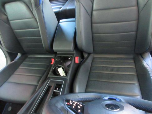 Used 2022 Volkswagen Golf R AWD/4WD image 15