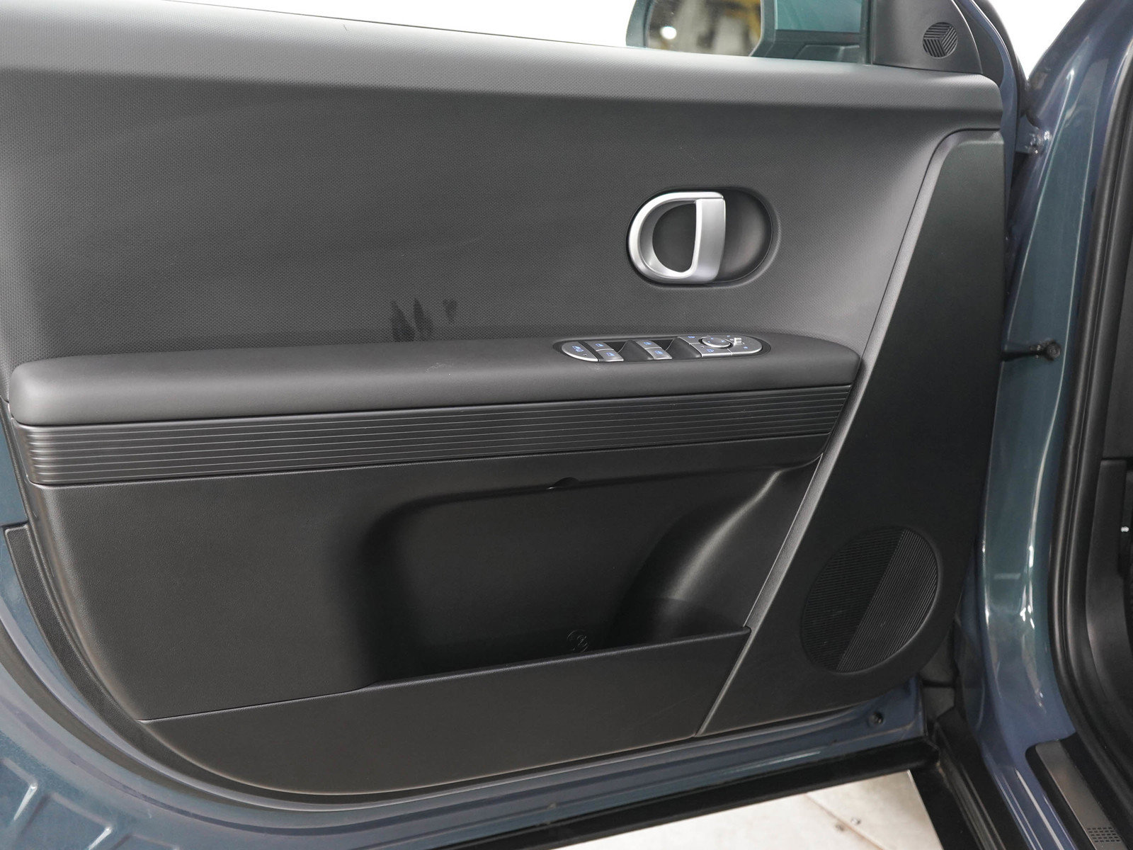 Certified 2024 Hyundai Ioniq 5 SEL AWD/4WD image 18