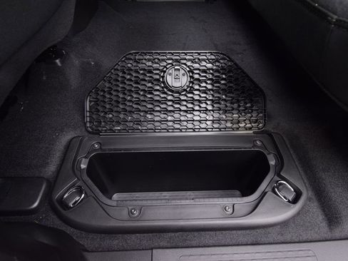 New 2026 RAM 1500 4x4 Crew Cab image 39