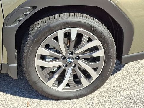 Used 2025 Subaru Forester Touring w/ Touring Package image 8