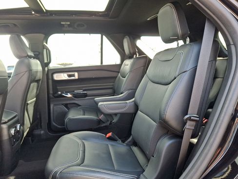 Certified 2022 Ford Explorer ST w/ Equipment Group 401A image 9