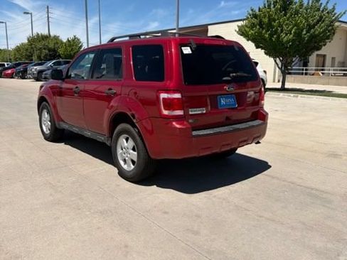 Used 2012 Ford Escape XLT FWD image 4