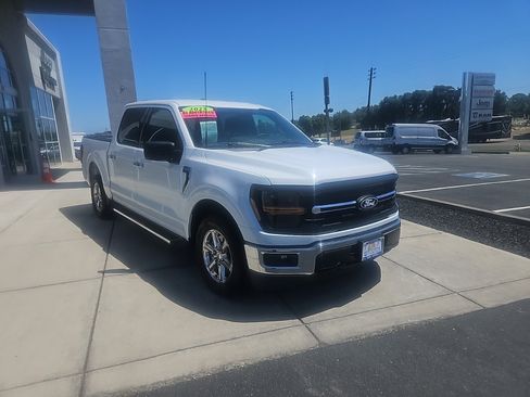 Used 2025 Ford F150 XLT w/ Equipment Group 301A Standard RWD image 9