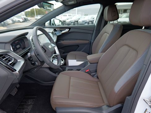New 2026 Audi Q4 e-tron Premium Plus image 9