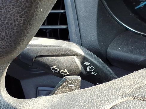 Used 2017 Ford Escape SE FWD image 15