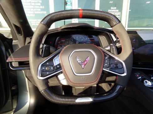 Used 2024 Chevrolet Corvette Z06 RWD image 21