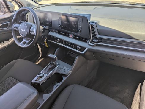 Certified 2024 Kia Sportage LX image 10