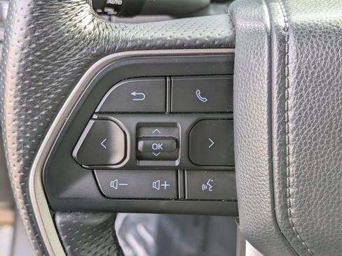 Used 2025 Toyota Tacoma TRD Off-Road image 17