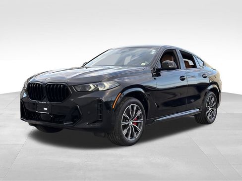 Used 2024 BMW X6 xDrive40i w/ Premium Package AWD/4WD image 3