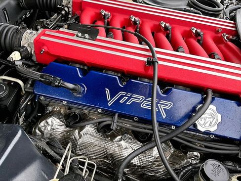 Used 1996 Dodge Viper GTS image 27