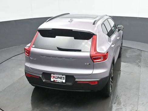 New 2026 Volvo XC40 B5 Ultra w/ Protection Package Premier AWD/4WD image 30