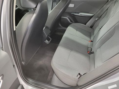 Used 2025 Kia K4 FWD image 21
