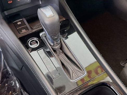 Certified 2023 Nissan Kicks SV image 23