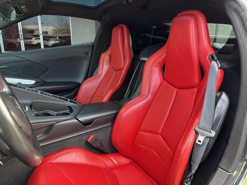 Used 2020 Chevrolet Corvette Stingray Coupe w/ Z51 Performance Package image 14