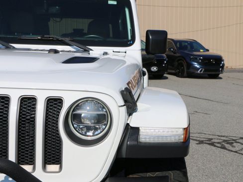 Used 2018 Jeep Wrangler Unlimited Rubicon AWD/4WD image 11