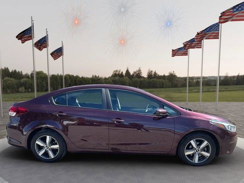 Used 2018 Kia Forte LX w/ LX Popular Package image 4