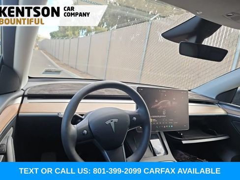 Used 2024 Tesla Model Y Long Range AWD/4WD image 5