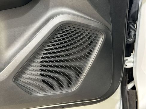 New 2026 Chevrolet Equinox EV LT image 23