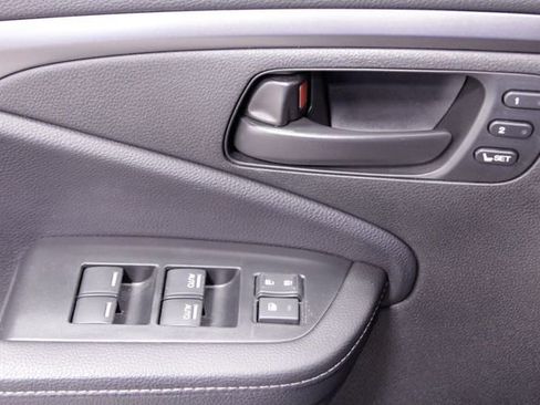 Certified 2024 Honda Passport EX-L image 24