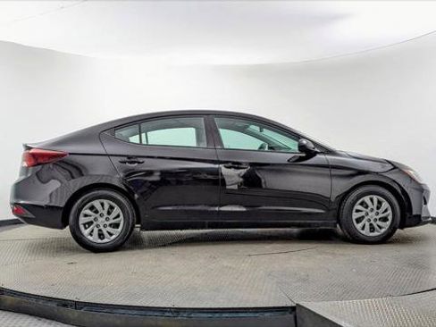 Used 2019 Hyundai Elantra SE w/ Cargo Package image 9
