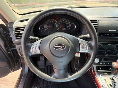 Used 2009 Subaru Legacy 2.5i Limited AWD/4WD image 19