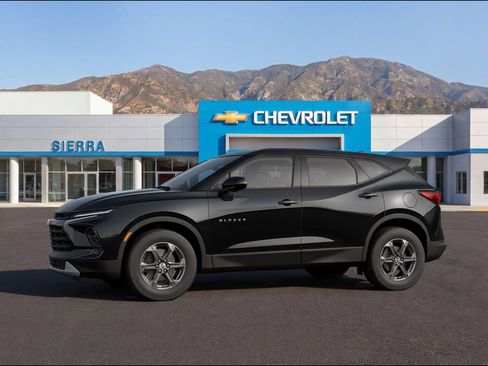 New 2026 Chevrolet Blazer LT FWD image 2