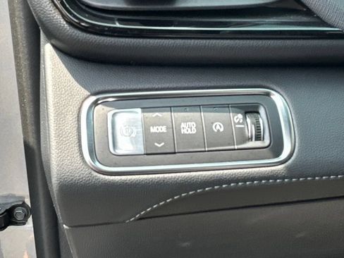Used 2026 Buick Enclave Preferred FWD image 46