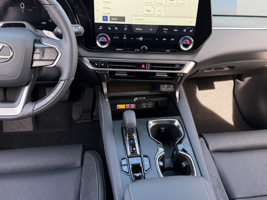 New 2026 Lexus RX 350h AWD/4WD image 10