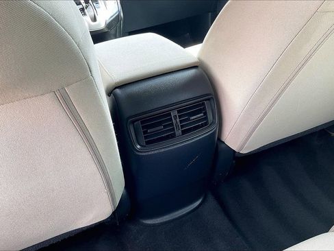 Used 2018 Honda CR-V LX image 32